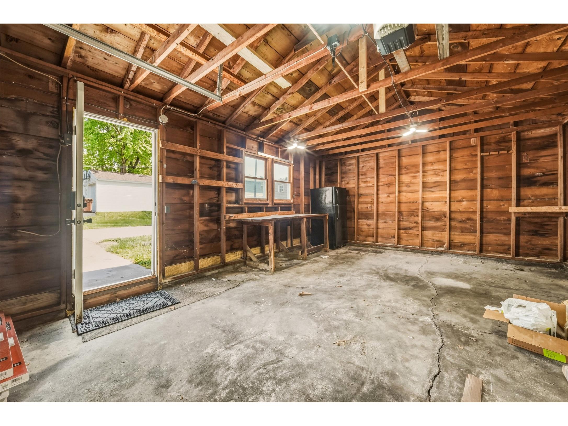 1021 Essex Street Eau Claire WI 54703 1601161 image32