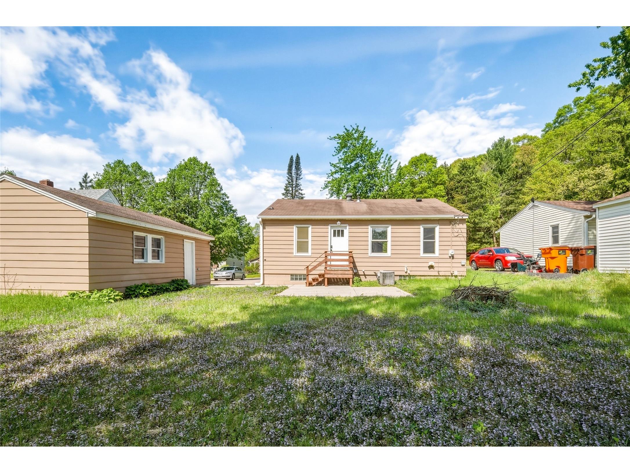 1021 Essex Street Eau Claire WI 54703 1601161 image5