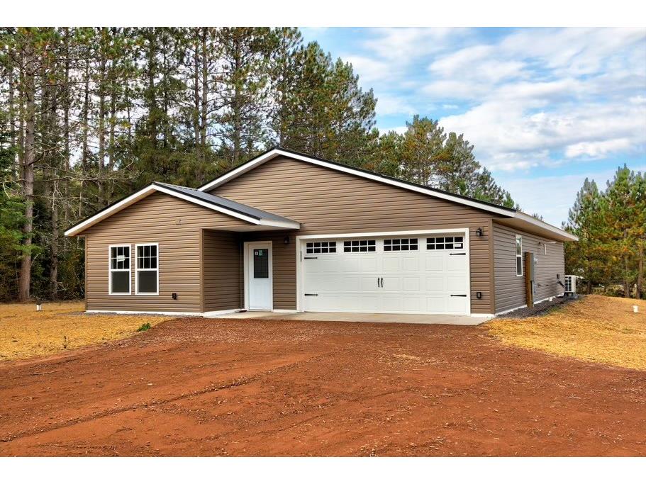 10242 Olker Road Hayward WI 54843 1589557 image1