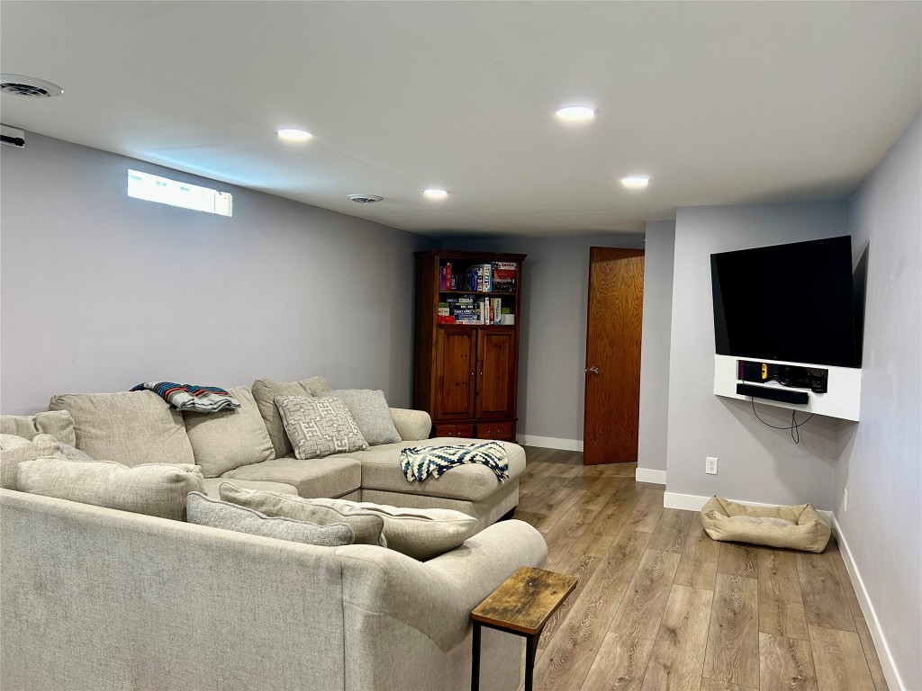 1027 Bradley Avenue Eau Claire WI 54701 1599094 image24