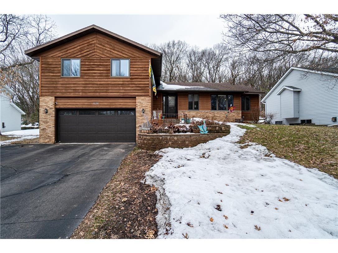 1028 Thompson Drive Altoona WI 54720 1571726 image1