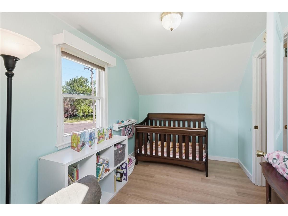 103 E Grant Avenue Eau Claire WI 54701 1601141 image17