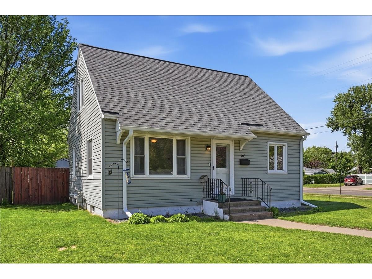 103 E Grant Avenue Eau Claire WI 54701 1601141 image24