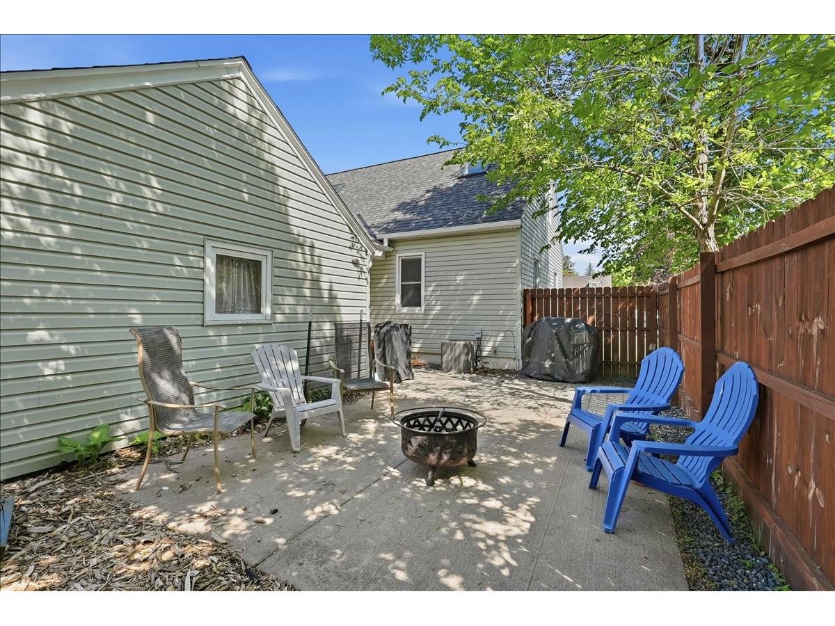 103 E Grant Avenue Eau Claire WI 54701 1601141 image27