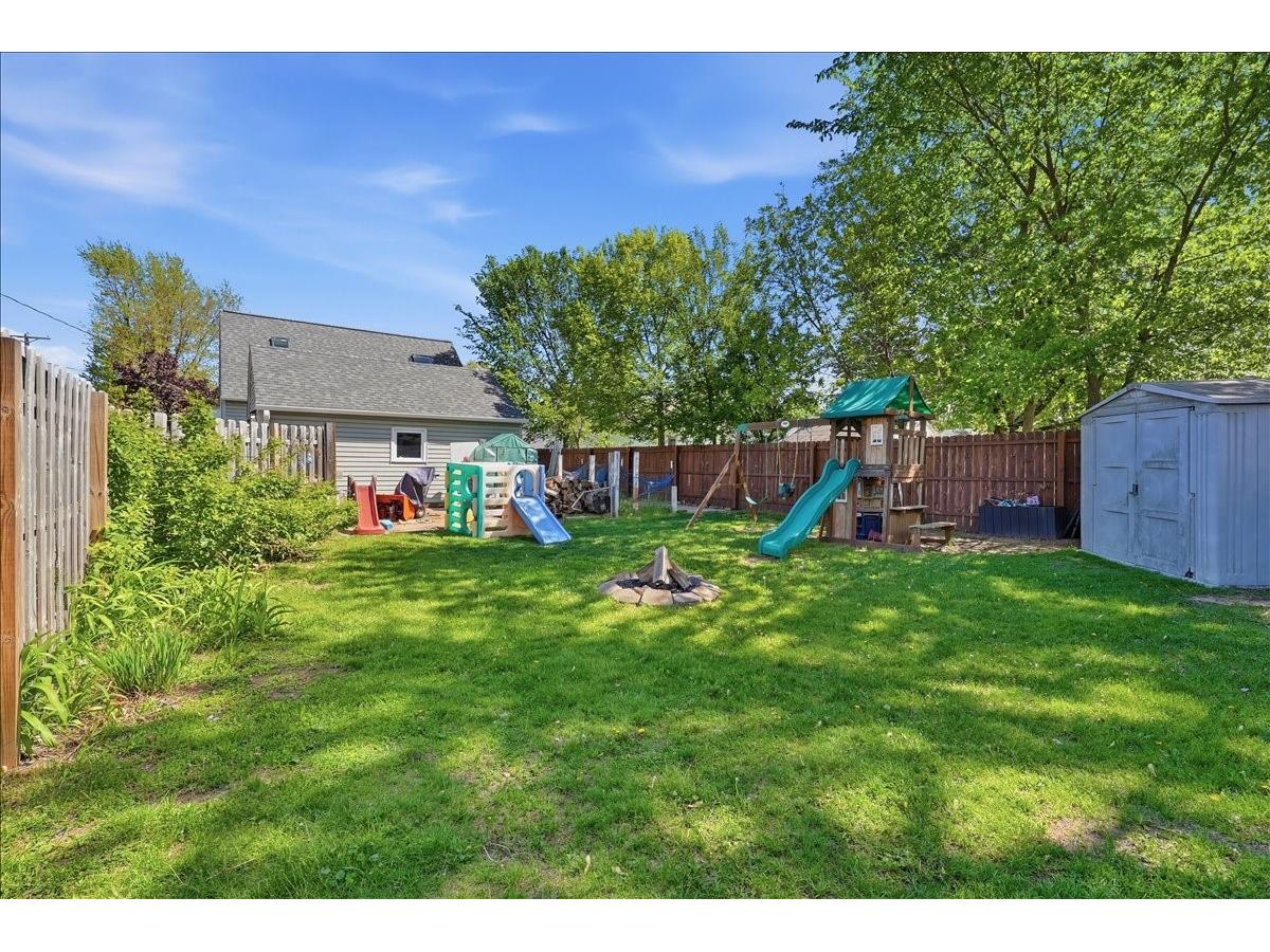 103 E Grant Avenue Eau Claire WI 54701 1601141 image28
