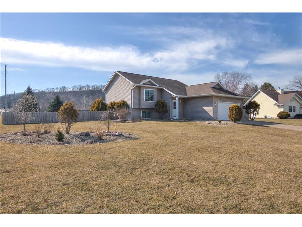 103 Eagle Ridge Court Eau Claire WI 54703 1579766 image1
