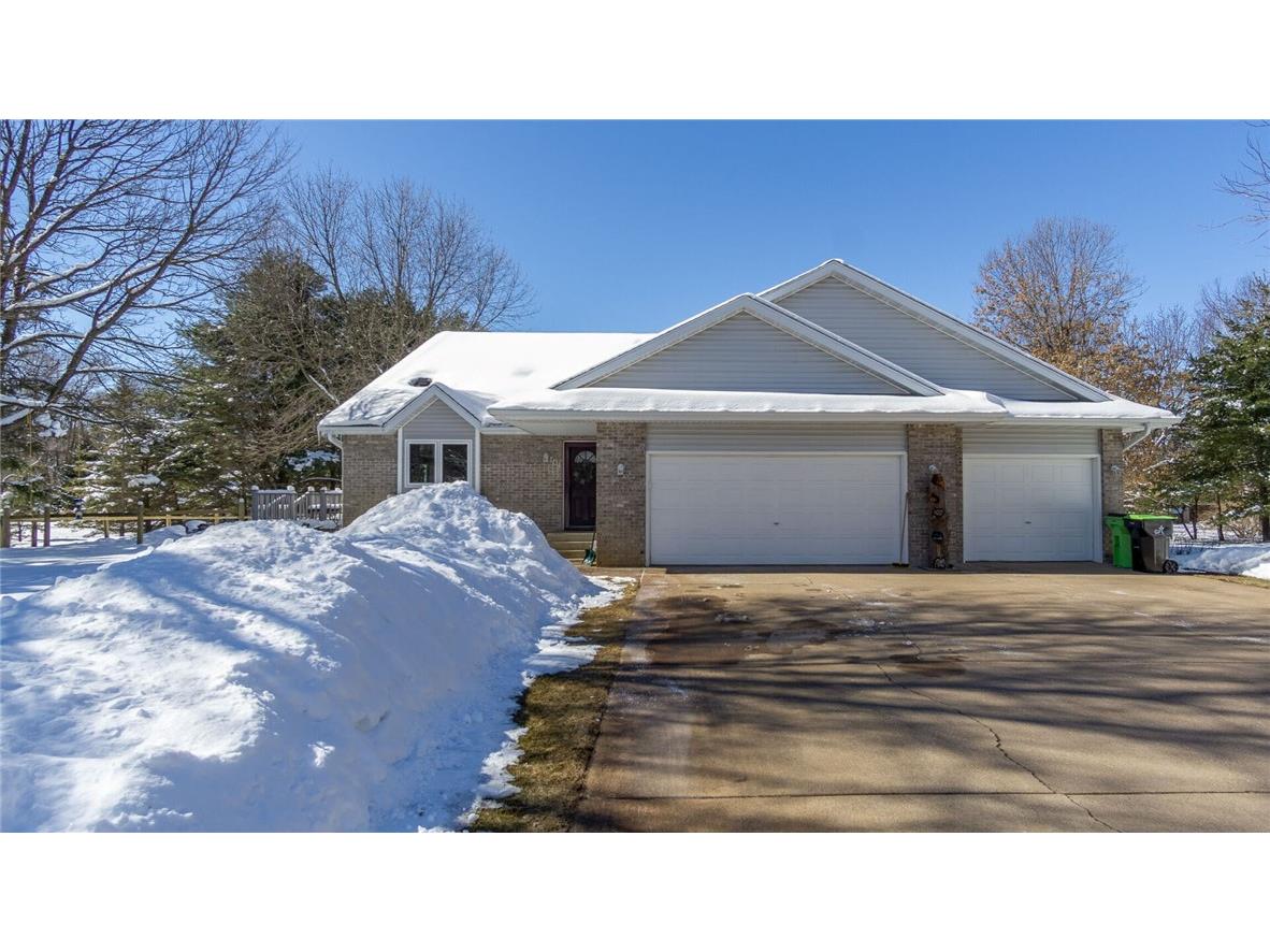 104 Canterbury Road Eau Claire WI 54701 1571561 image1