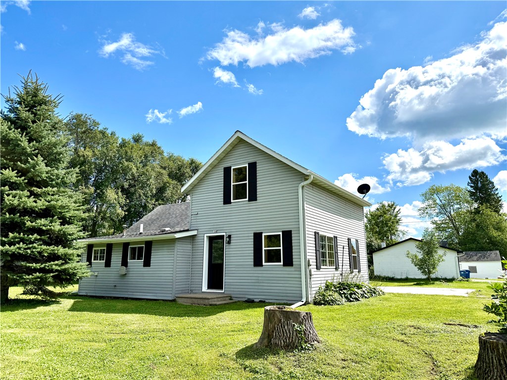 104 E Schneider Street Rice Lake WI 54868 1595000 image1