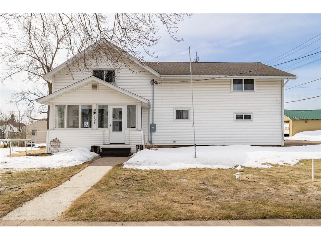 104 East Main St Thorp WI 54771 1571946 image1