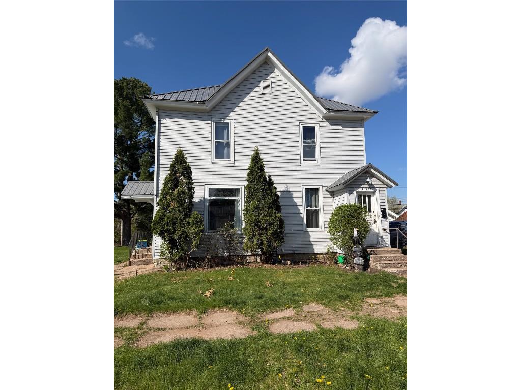 104 N Grove Street #2 Chippewa Falls WI 54729 1601031 image1