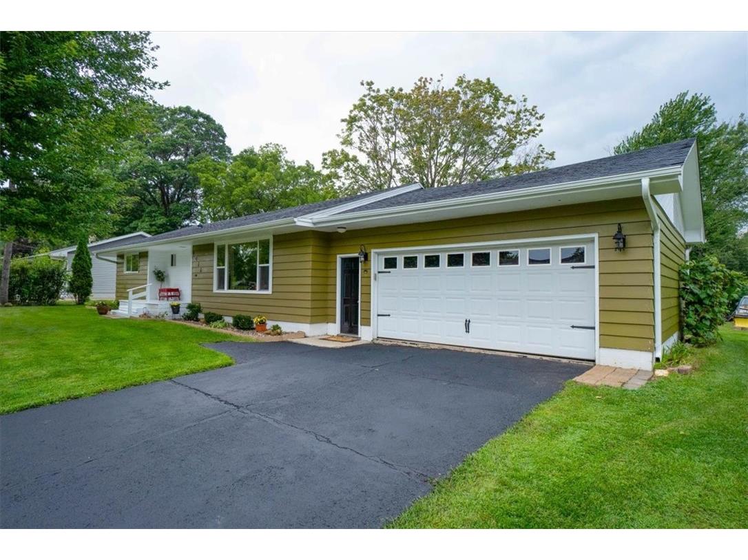 1044 W Spruce Street Chippewa Falls WI 54729 1595533 image1