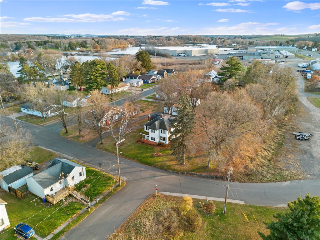 1045 Grove Street Cumberland WI 54829 1597107 image5