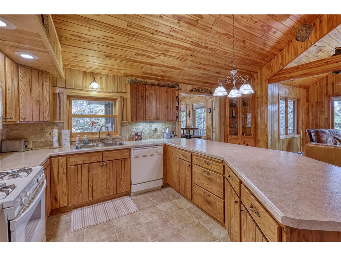 10488 N Forest Circle Drive Hayward WI 54843 - Moose 1596180 image24