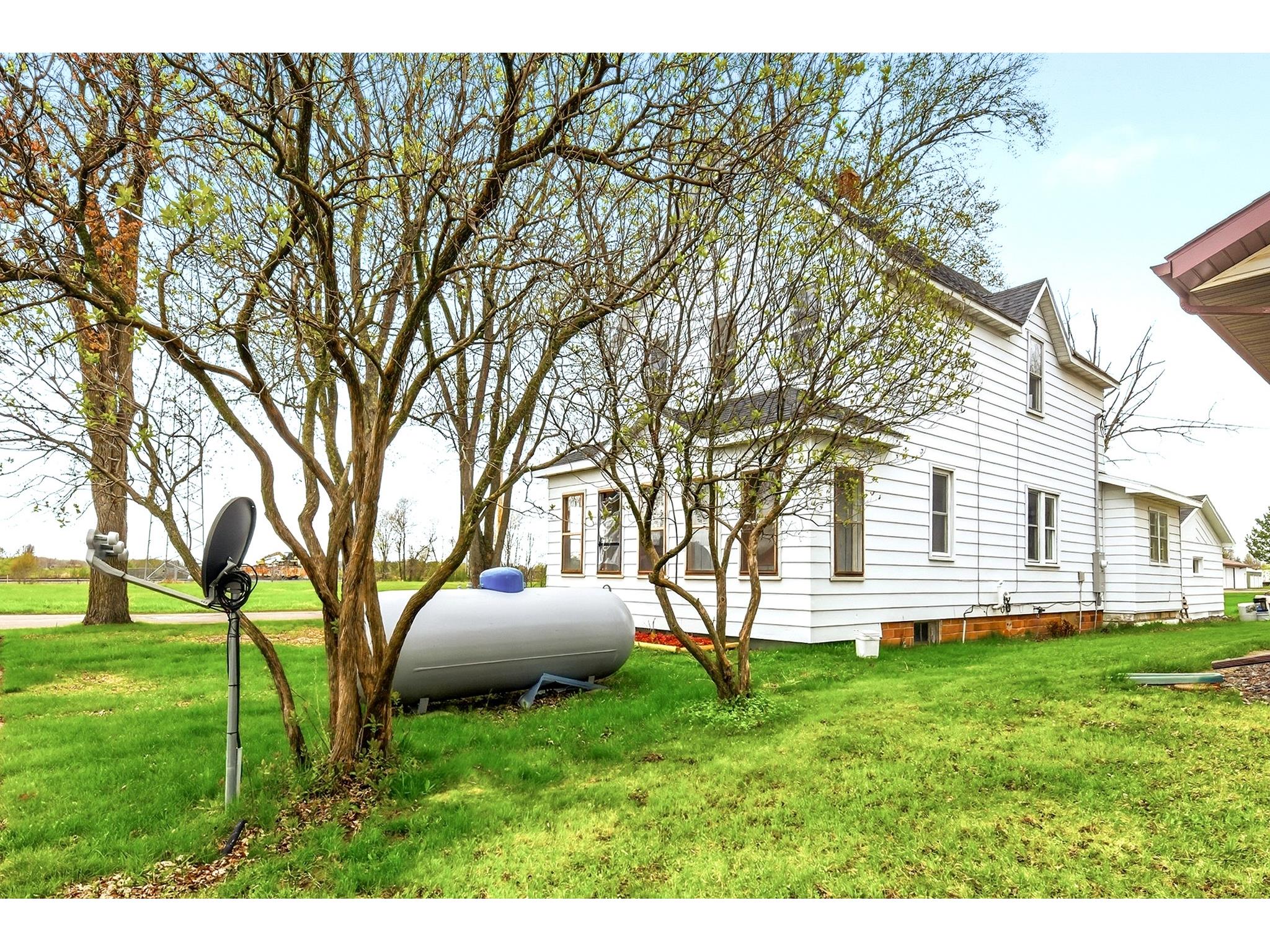 105 E Crumb Street Gilman WI 54433 1600336 image4