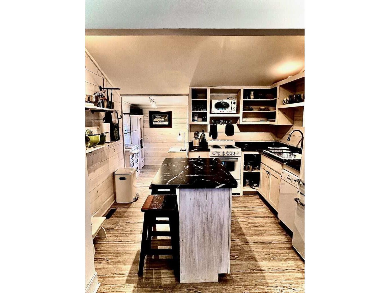 10576 Kansas Avenue Hayward WI 54843 1598973 image8