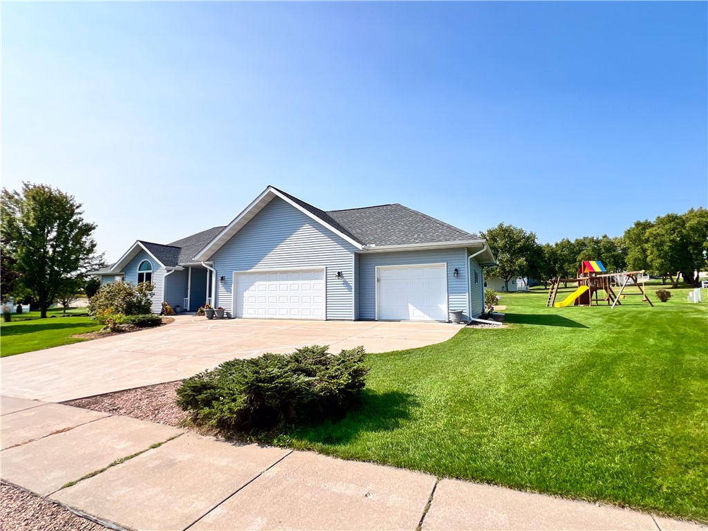106 Royal Crest Drive Rice Lake WI 54868 1585668 image1