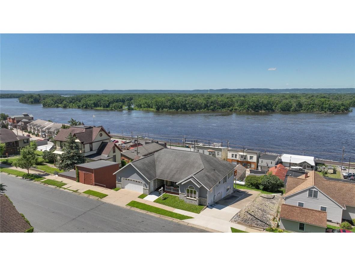 106 S 2nd Street Alma WI 54610 1593251 image2