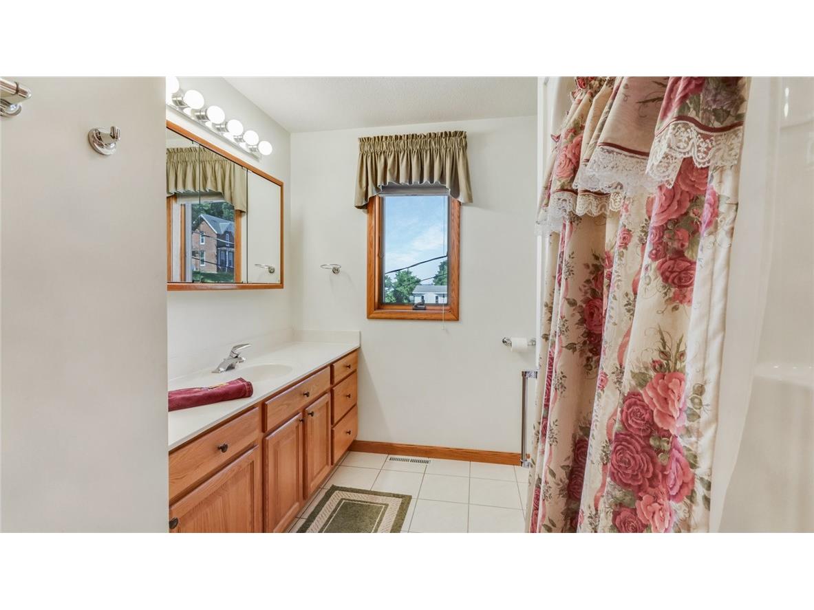 106 S 2nd Street Alma WI 54610 1593251 image20