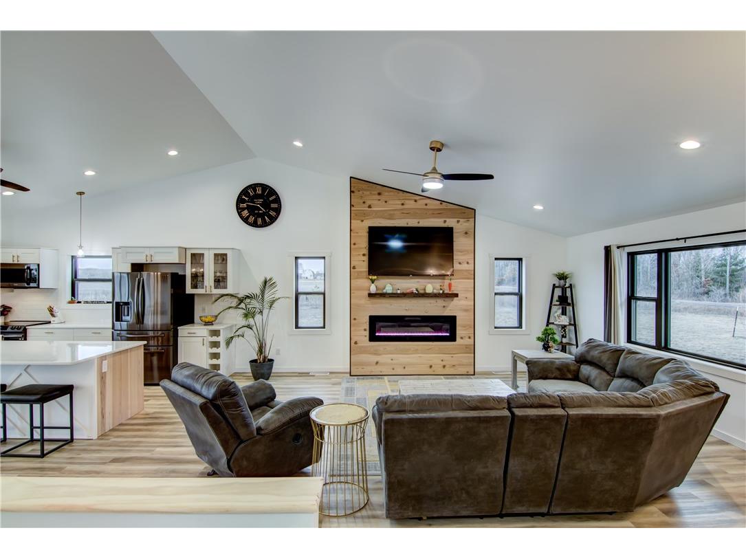 10612 170th Street Chippewa Falls WI 54729 1598595 image10