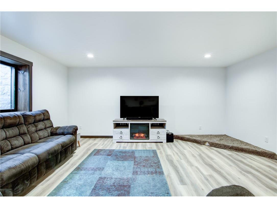 10612 170th Street Chippewa Falls WI 54729 1598595 image25