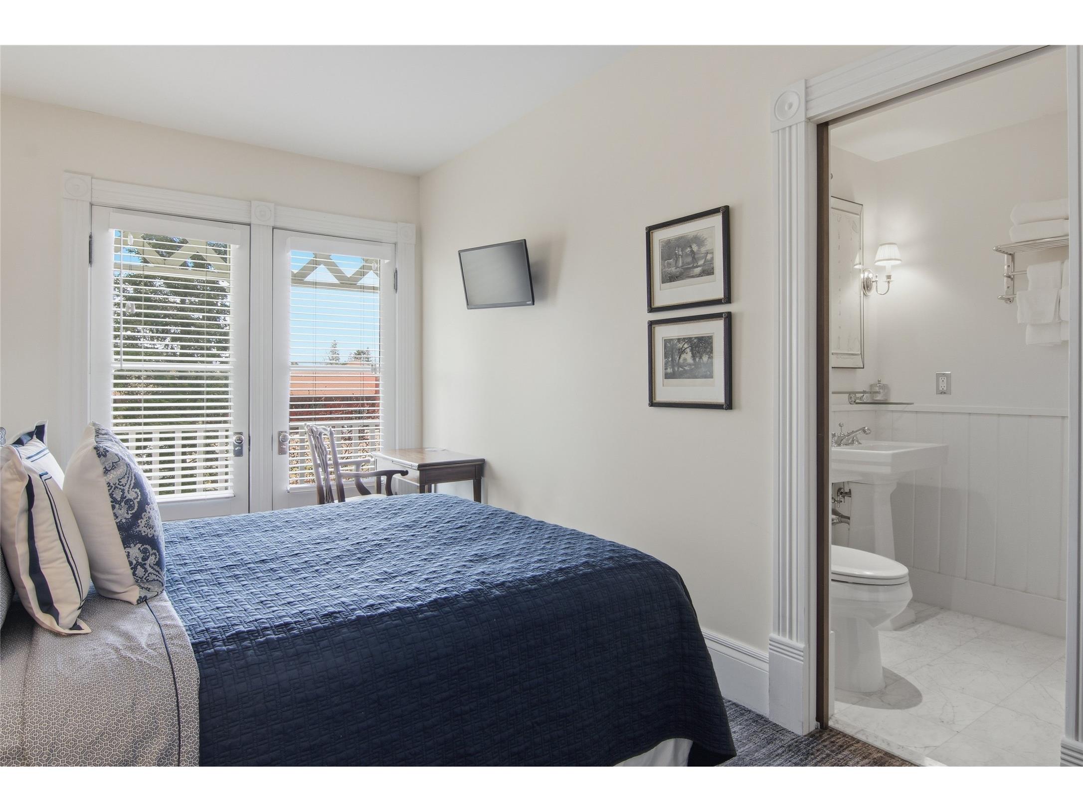10634 Kansas Avenue Hayward WI 54843 1600501 image29