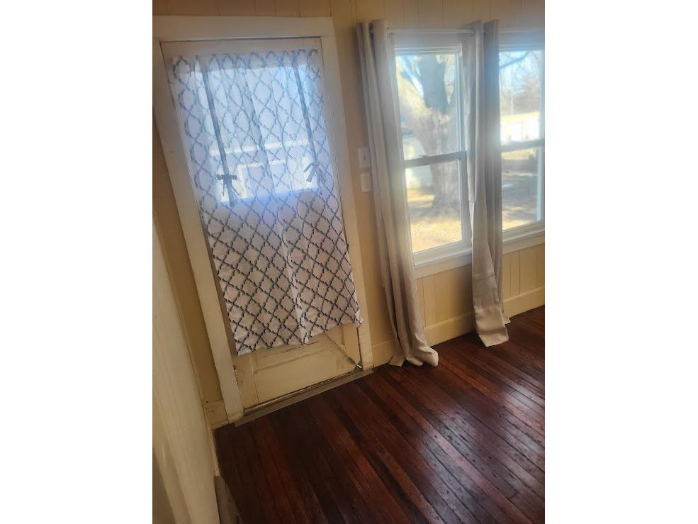 107 W Charles Merrillan WI 54754 1598618 image11