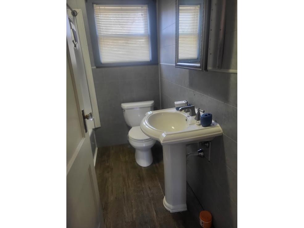 107 W Charles Merrillan WI 54754 1598618 image20