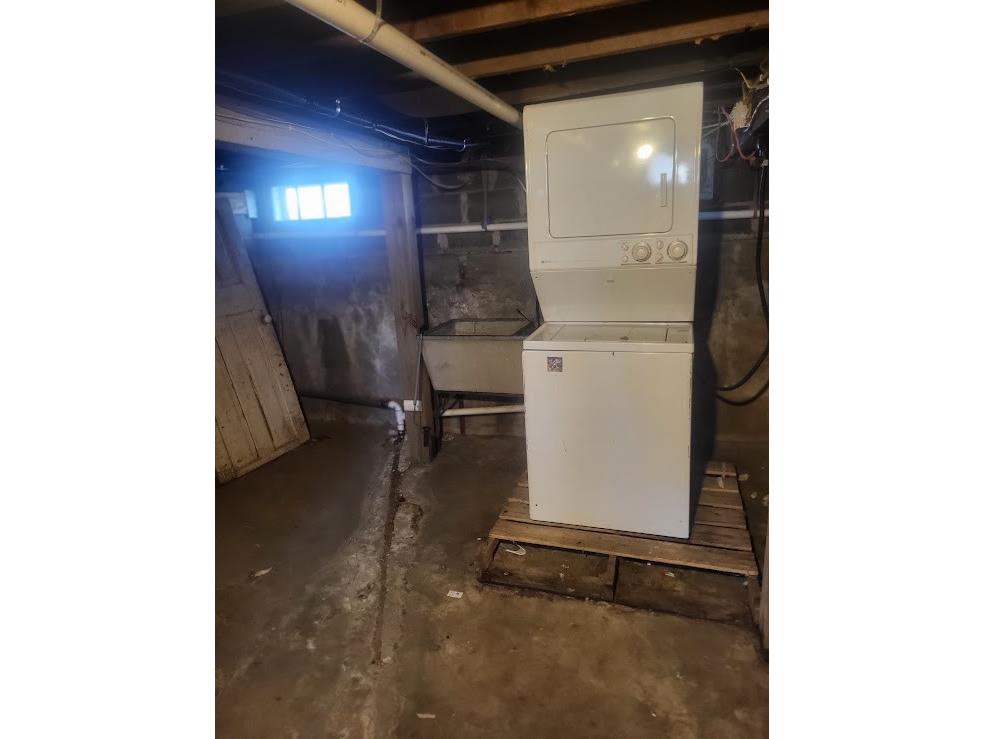 107 W Charles Merrillan WI 54754 1598618 image22