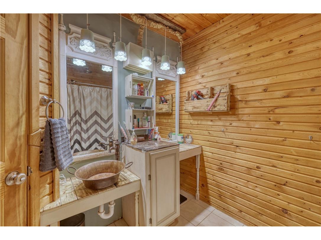 10745 N First Avenue Hayward WI 54843 1598938 image30