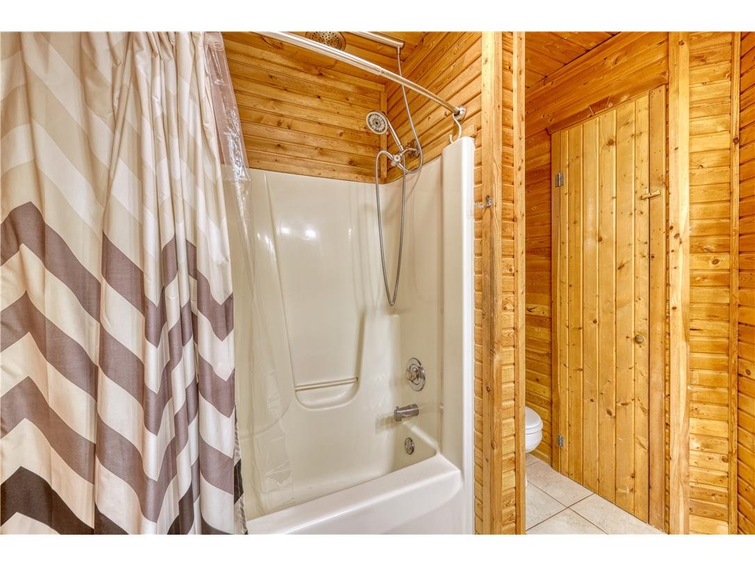 10745 N First Avenue Hayward WI 54843 1598938 image31