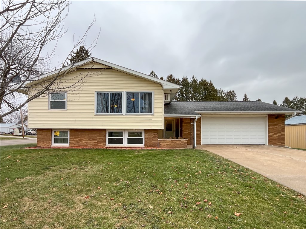 108 S Columbia Street New Auburn WI 54757 1587691 image1