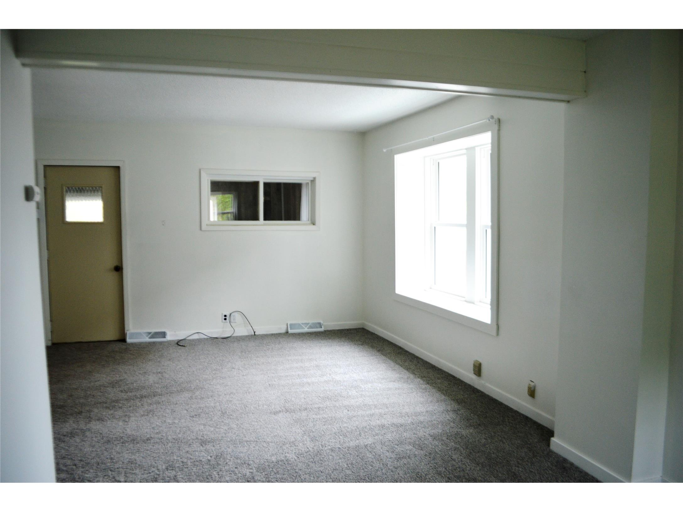 1085 Water Street Cumberland WI 54829 1601365 image12