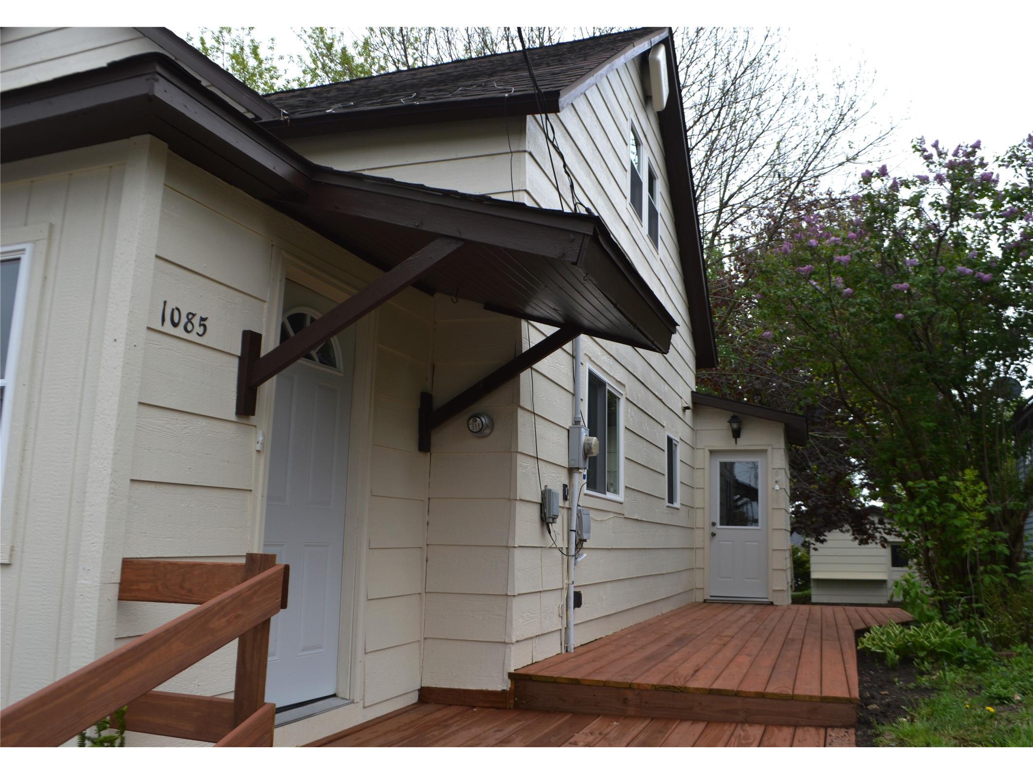 1085 Water Street Cumberland WI 54829 1601365 image2