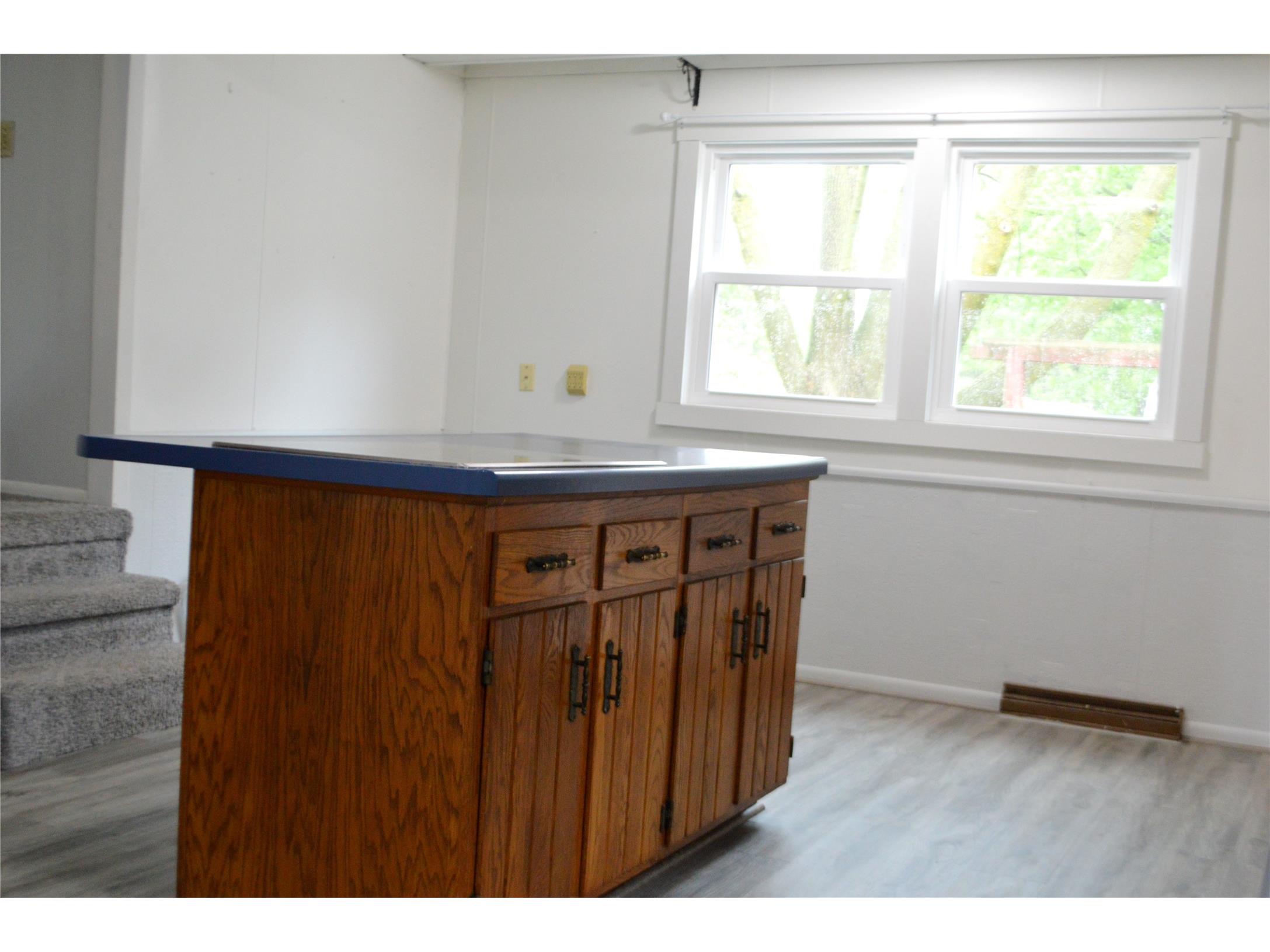 1085 Water Street Cumberland WI 54829 1601365 image8