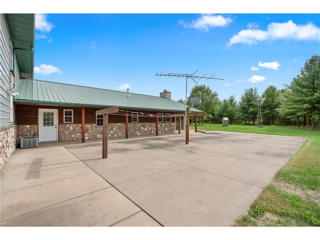 1095 80th Street Amery WI 54001 1596067 image34