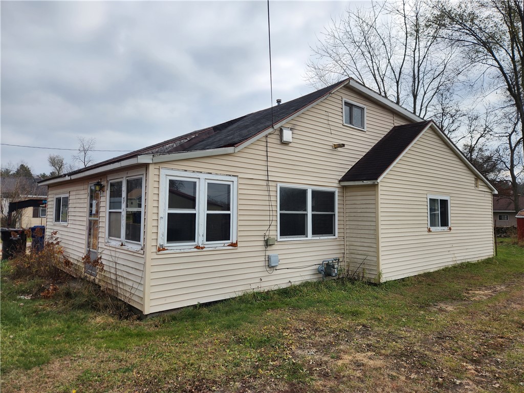 110 Meade Avenue Black River Falls WI 54615 1587473 image1