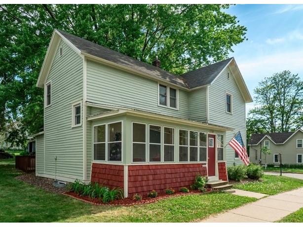 1102 14th Avenue E Menomonie WI 54751 1601850 image1