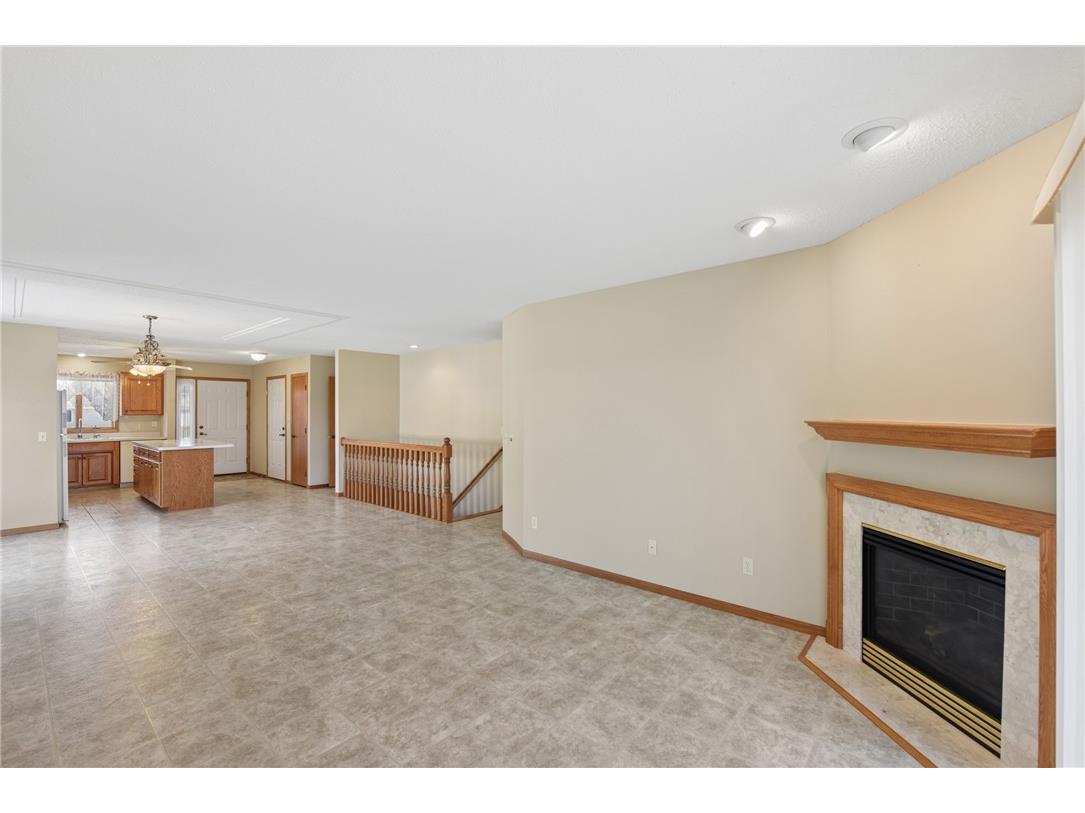 1102 Highpoint Court #30A New Richmond WI 54017 1598851 image7