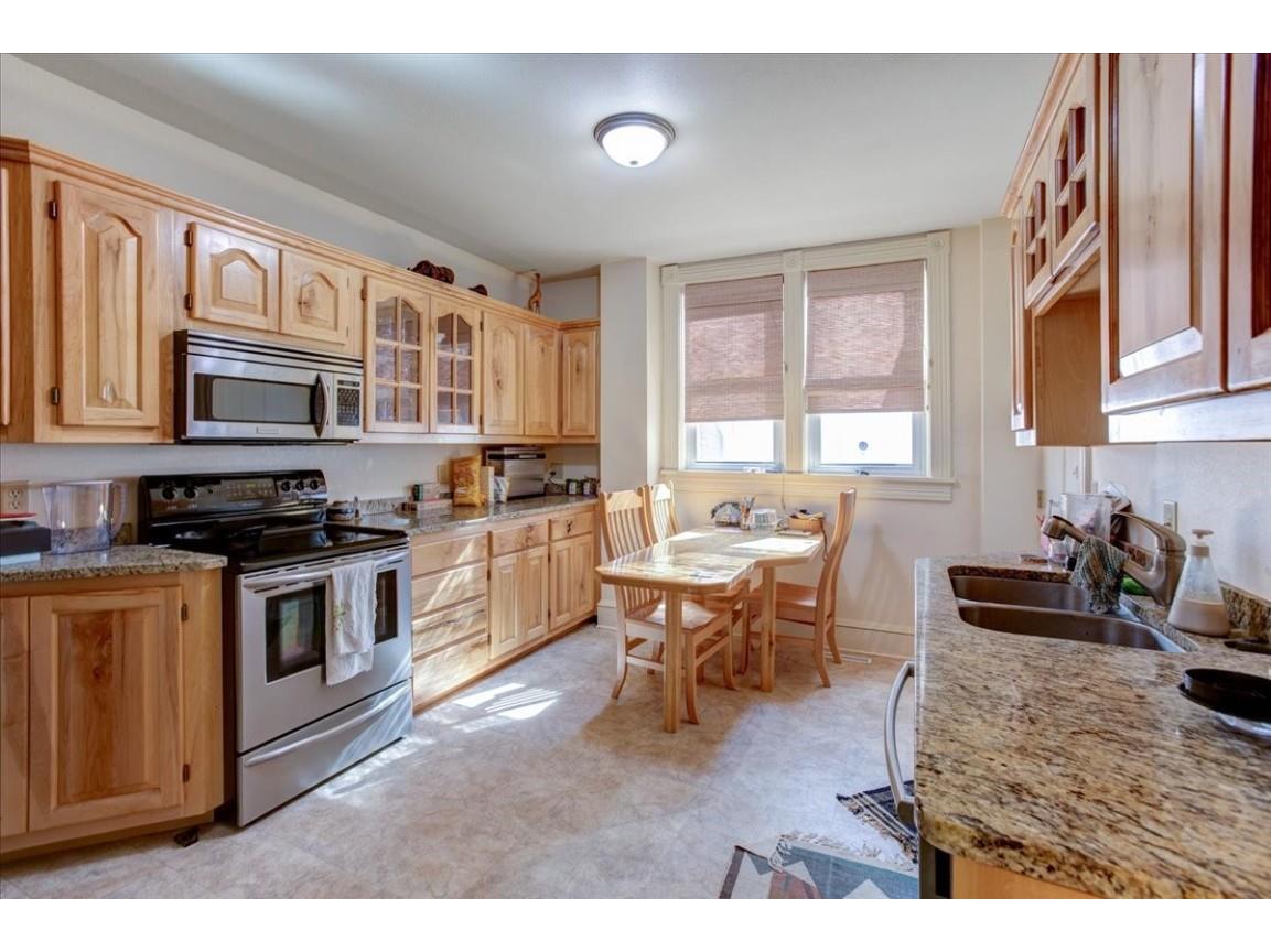 1104 7th Street E #1104/1104-1/2 Menomonie WI 54751 1600459 image10
