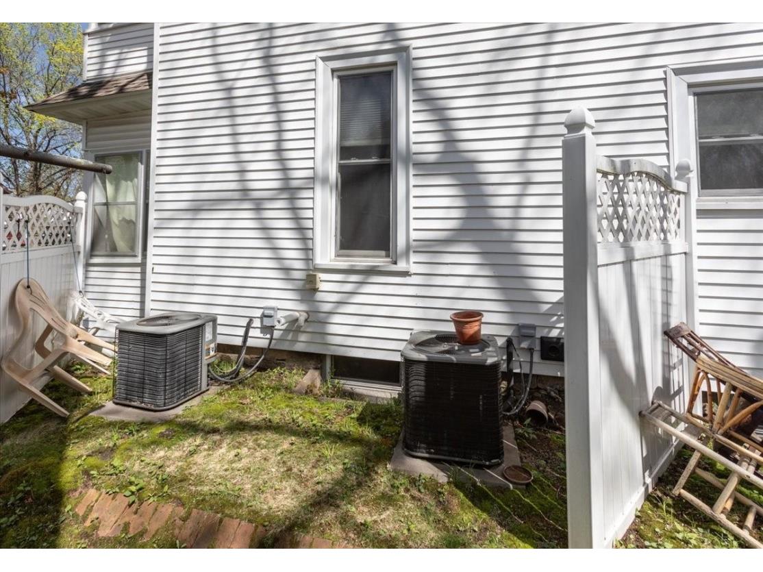 1104 7th Street E #1104/1104-1/2 Menomonie WI 54751 1600459 image52