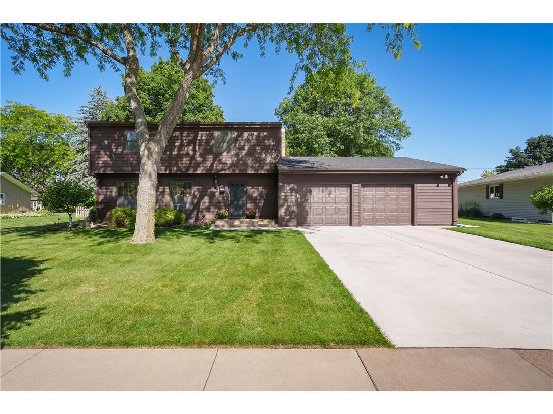 1104 Cummings Avenue Eau Claire WI 54701 1593300 image1