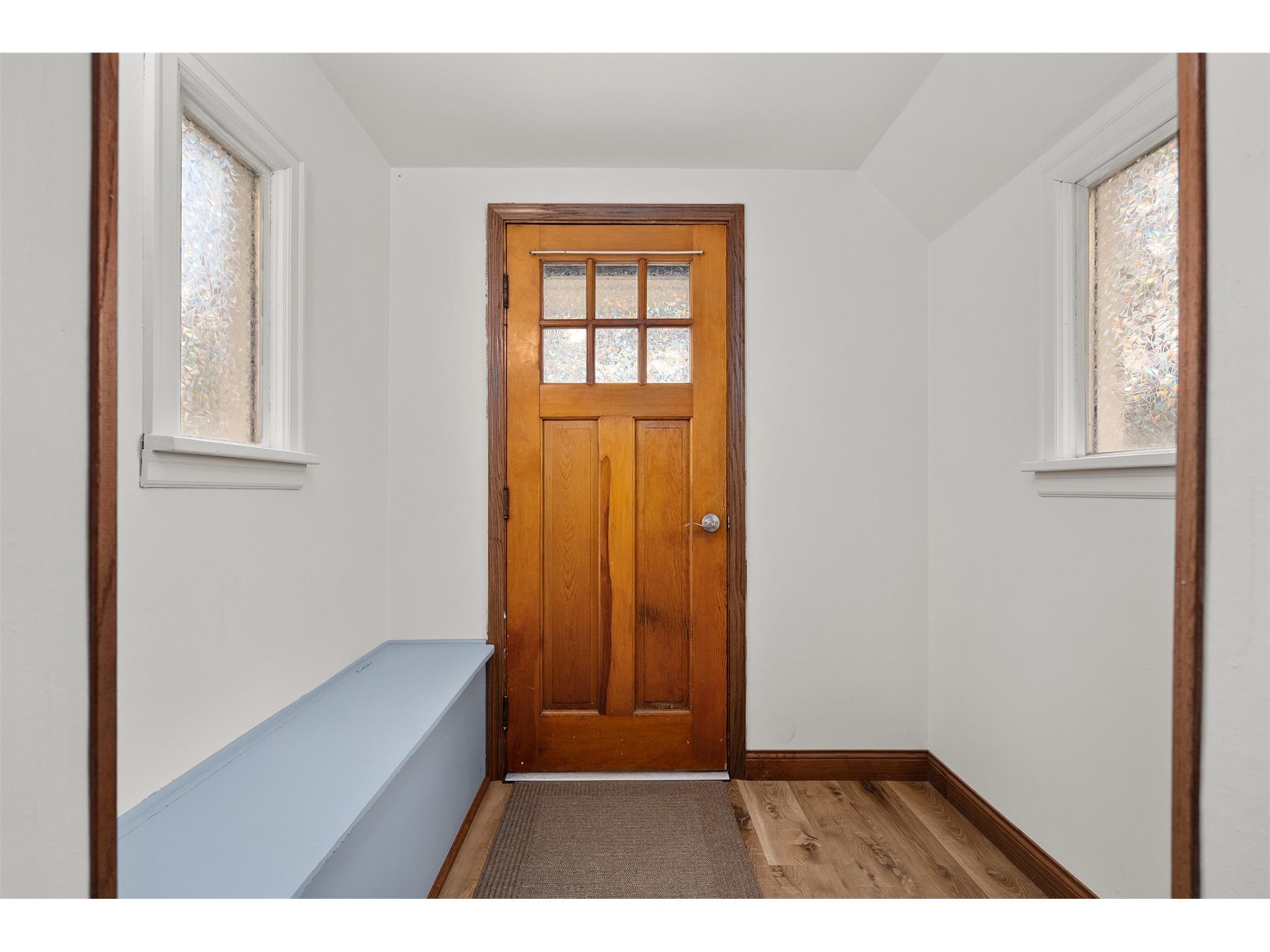 1104 Garfield Avenue Altoona WI 54720 1599684 image13