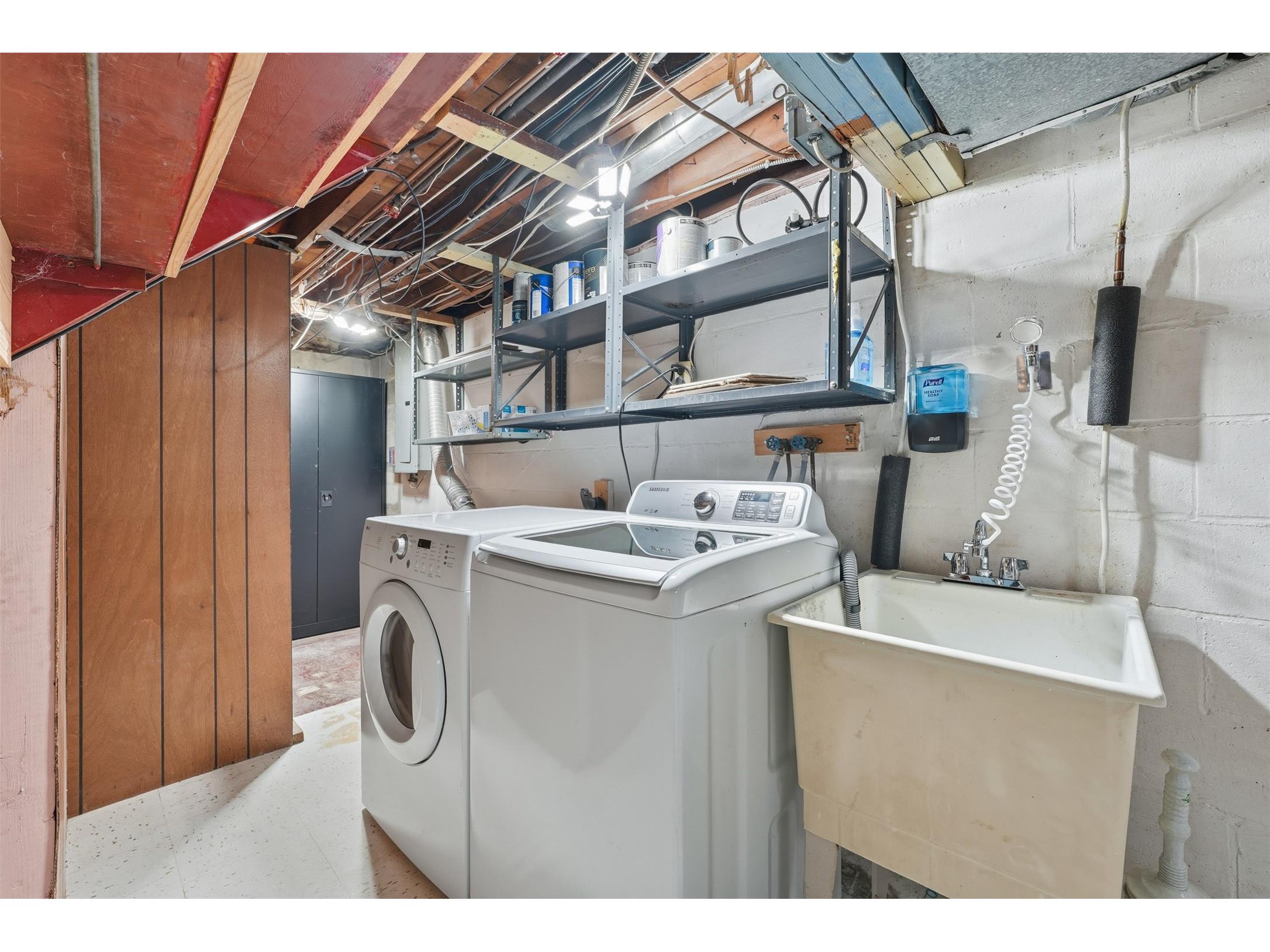 1104 Garfield Avenue Altoona WI 54720 1599684 image30