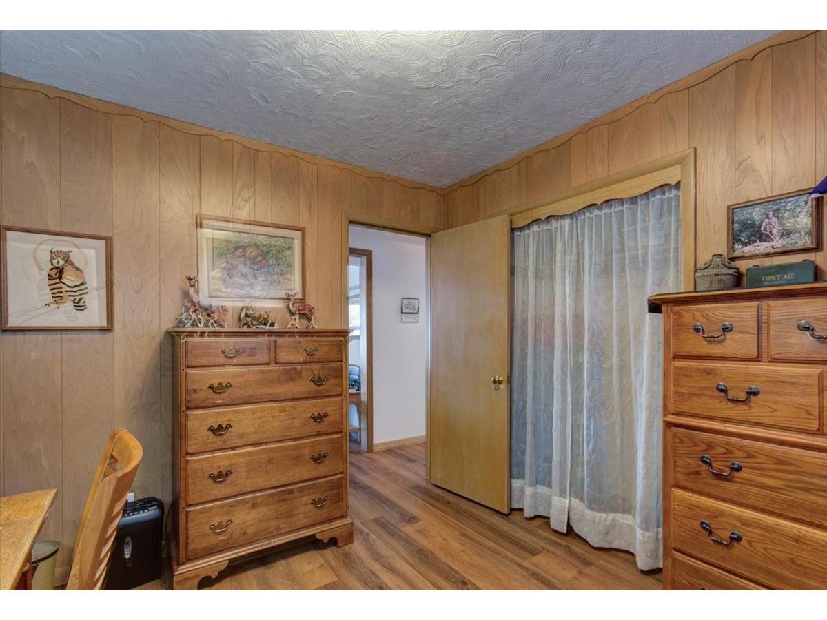 1108 Stout Street Menomonie WI 54751 1599800 image18