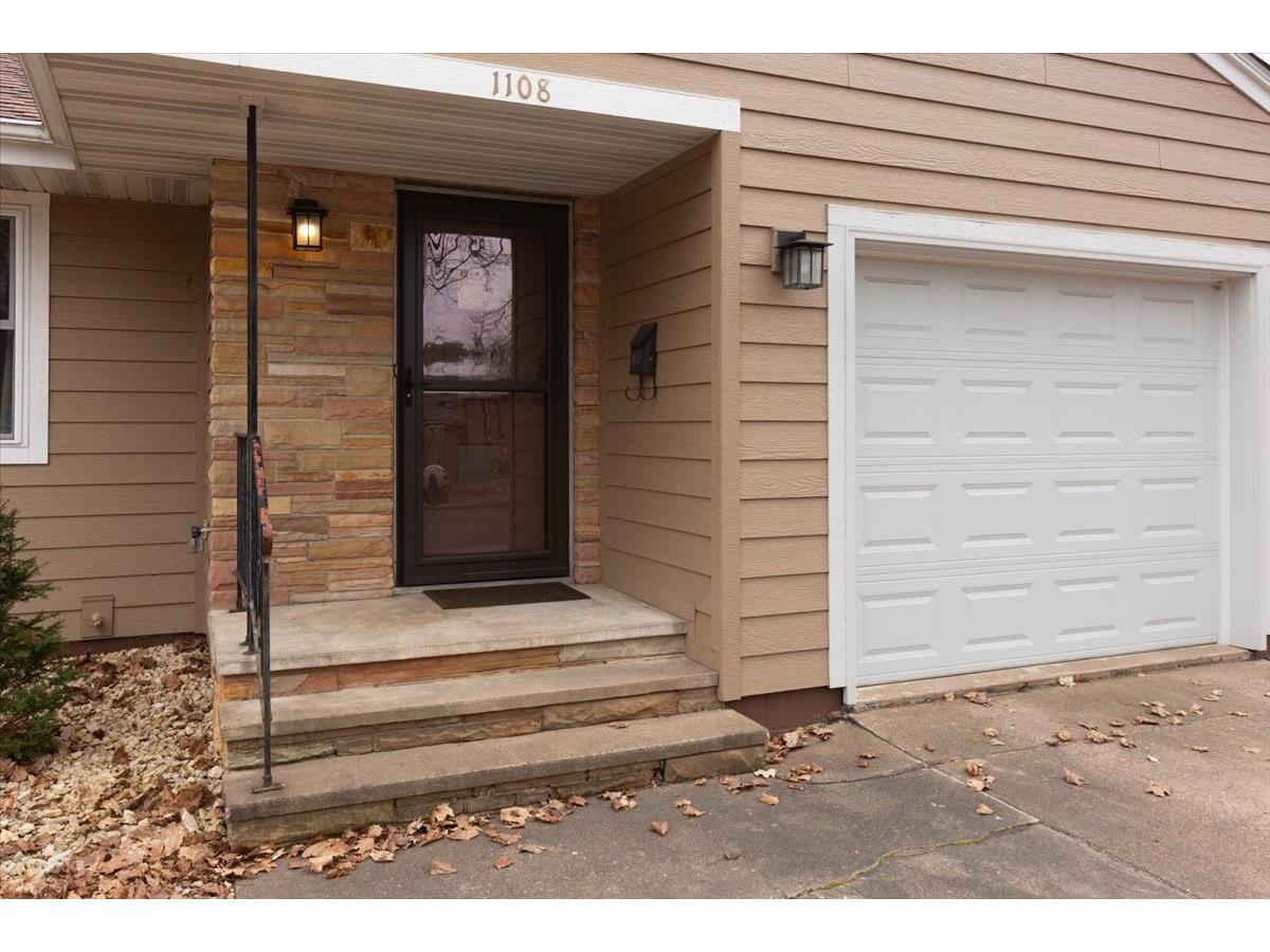 1108 Stout Street Menomonie WI 54751 1599800 image2