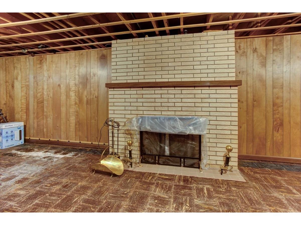 1108 Stout Street Menomonie WI 54751 1599800 image26