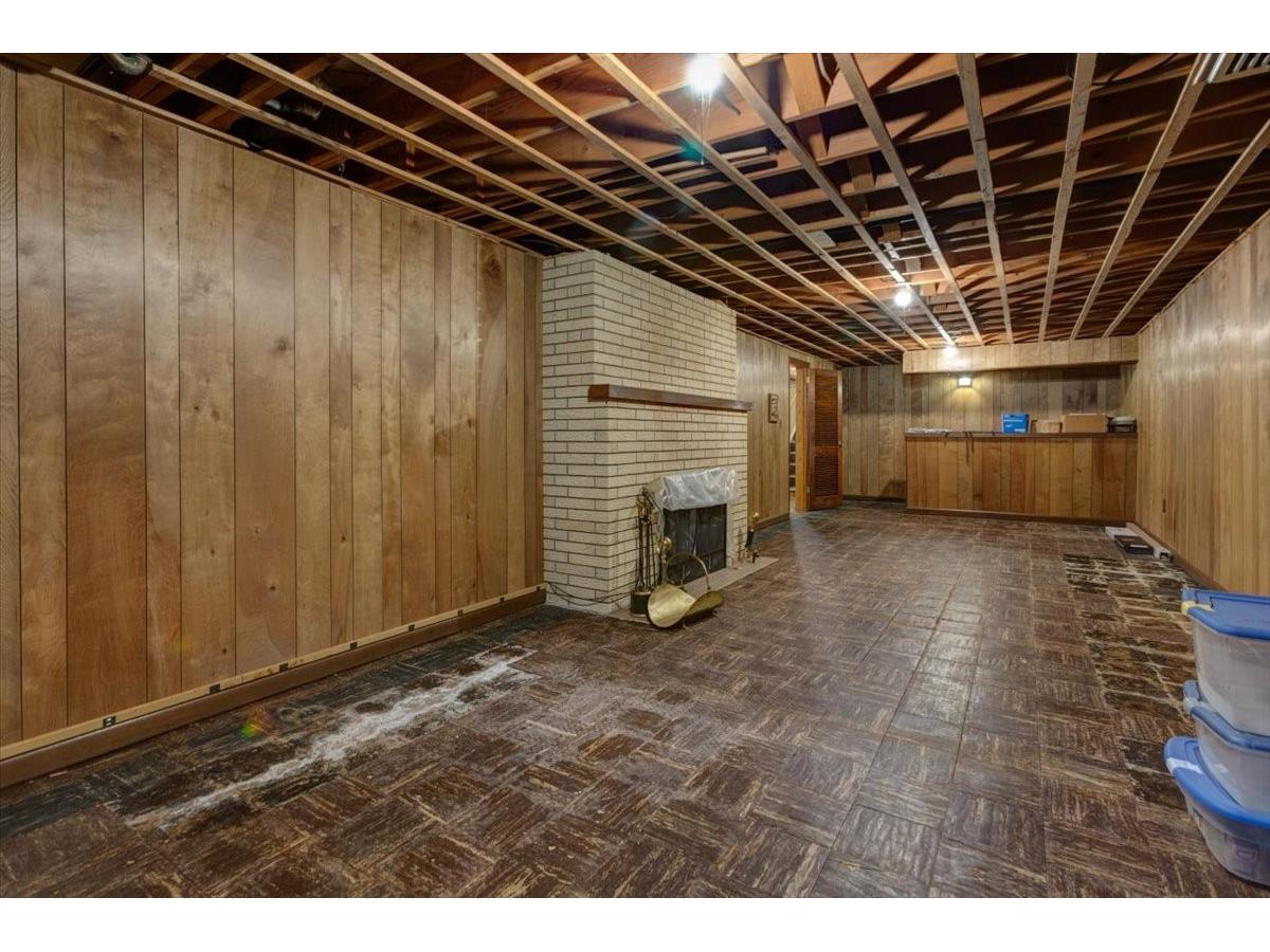 1108 Stout Street Menomonie WI 54751 1599800 image27