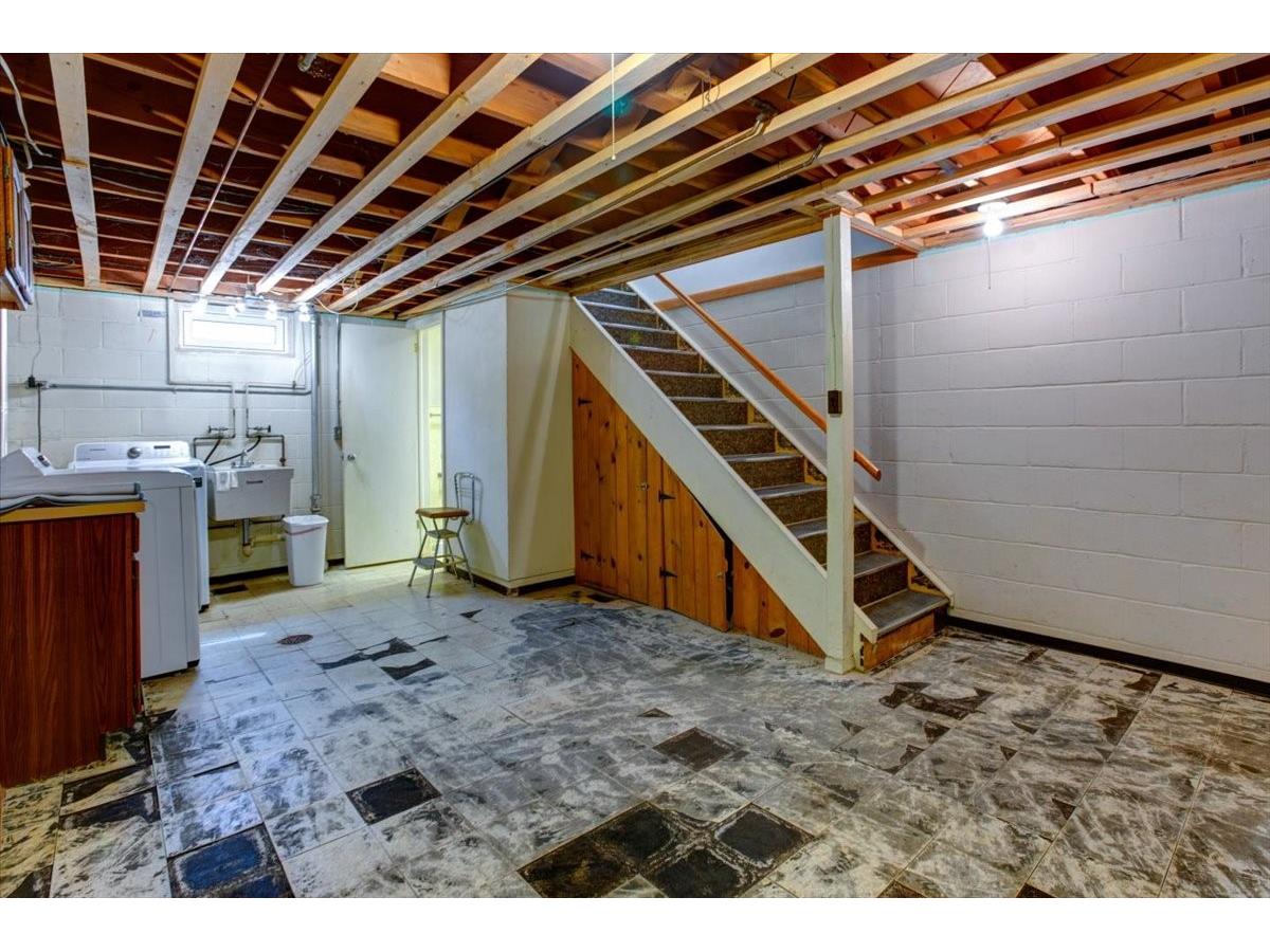 1108 Stout Street Menomonie WI 54751 1599800 image35
