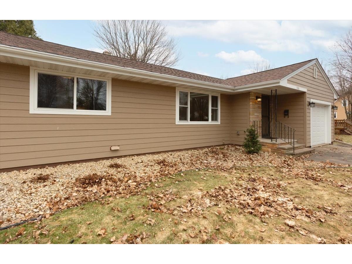 1108 Stout Street Menomonie WI 54751 1599800 image44