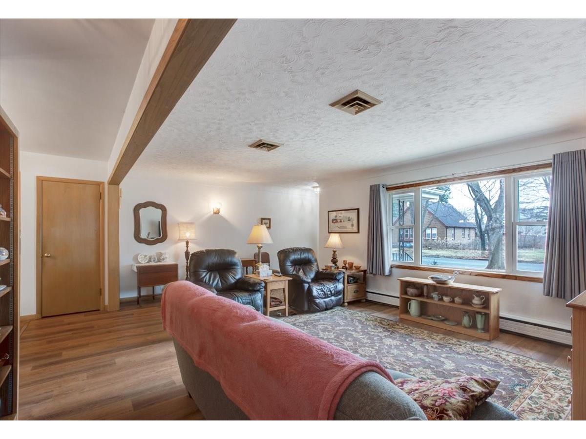 1108 Stout Street Menomonie WI 54751 1599800 image8